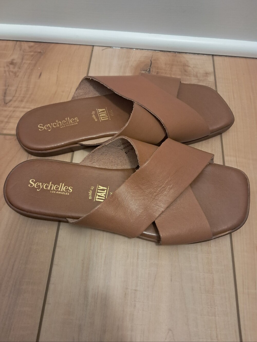 Seychelles Slides Women's 8 Tan Brown Leather Criss Cross Chai Slides Minimalist - Picture 2 of 6